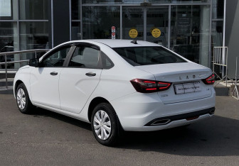 Подержанный автомобиль LADA (ВАЗ) Vesta Sedan 2024 года (7 фото)