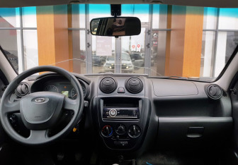 Подержанный автомобиль LADA (ВАЗ) Granta Sedan 2017 года (11 фото)