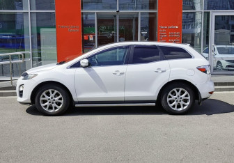 Подержанный автомобиль Mazda CX-7 2011 года (8 фото)