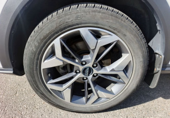 Подержанный автомобиль Haval F7x 2023 года (10 фото)