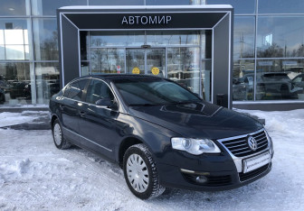 Подержанный автомобиль Volkswagen Passat Sedan 2006 года (3 фото)