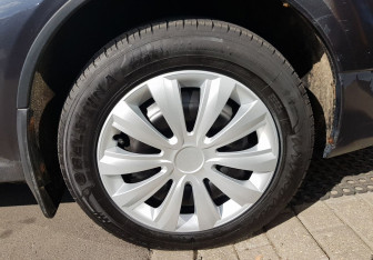 Подержанный автомобиль Renault Logan Sedan 2007 года (12 фото)