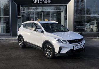 Подержанный автомобиль Geely Coolray 2023 года (3 фото)