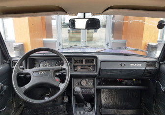 Подержанный автомобиль LADA (ВАЗ) 2107 2011 года (11 фото)