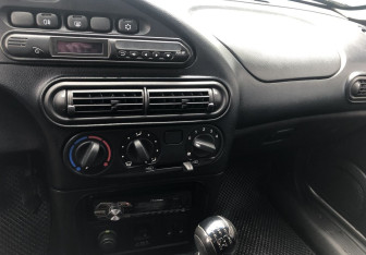 Подержанный автомобиль Chevrolet Niva 2013 года (14 фото)