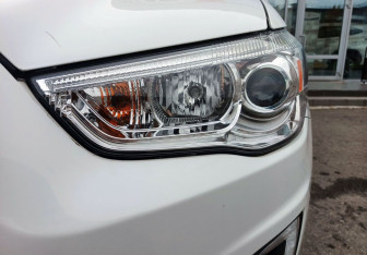 Подержанный автомобиль Mitsubishi ASX 2014 года (9 фото)