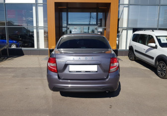 Подержанный автомобиль LADA (ВАЗ) Granta Sedan 2022 года (6 фото)