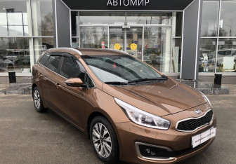 Подержанный автомобиль Kia Ceed Wagon 2016 года (3 фото)