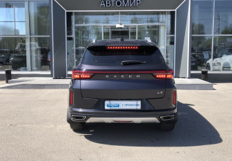 Подержанный автомобиль Exeed LX 2022 года (6 фото)