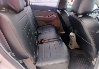 Подержанный автомобиль Chevrolet Orlando 2012 года (16 фото)