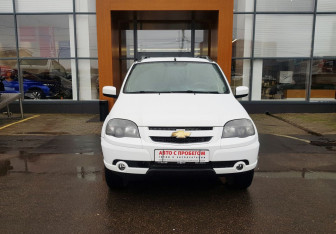 Подержанный автомобиль Chevrolet Niva 2018 года (2 фото)