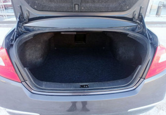 Подержанный автомобиль Nissan Teana 2009 года (12 фото)