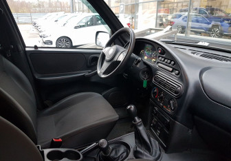 Подержанный автомобиль Chevrolet Niva 2020 года (9 фото)