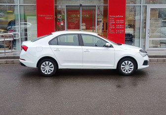 Подержанный автомобиль Skoda Rapid Liftback 2020 года (4 фото)