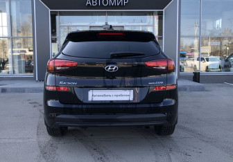 Подержанный автомобиль Hyundai Tucson 2018 года (6 фото)