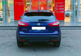 Подержанный автомобиль Nissan Qashqai 2018 года (6 фото)