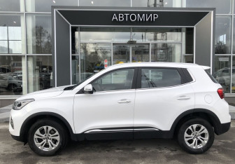 Подержанный автомобиль Chery Tiggo 4 Pro 2023 года (8 фото)