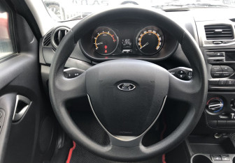 Подержанный автомобиль LADA (ВАЗ) Granta Liftback 2022 года (12 фото)