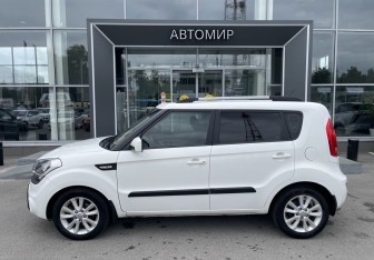 Подержанный автомобиль Kia Soul 2012 года (8 фото)