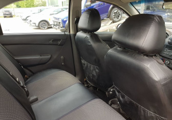 Подержанный автомобиль Chevrolet Aveo Sedan 2009 года (10 фото)