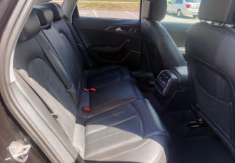 Подержанный автомобиль Audi A6 Sedan 2018 года (16 фото)
