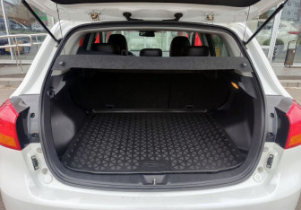 Подержанный автомобиль Mitsubishi ASX 2014 года (12 фото)