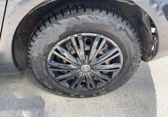 Подержанный автомобиль Mazda 3 Sedan 2006 года (14 фото)