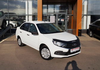 Подержанный автомобиль LADA (ВАЗ) Granta Sedan 2021 года (3 фото)