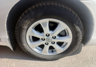 Подержанный автомобиль Toyota Camry Sedan 2011 года (10 фото)