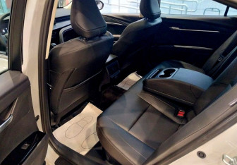 Новый Toyota Camry Sedan 2025 (8 фото)