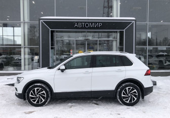 Подержанный автомобиль Volkswagen Tiguan 2018 года (8 фото)