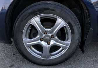 Подержанный автомобиль Nissan Note 2007 года (16 фото)