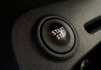 Подержанный автомобиль Renault Kaptur 2016 года (17 фото)