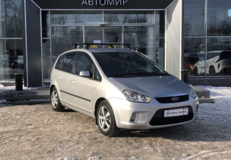Подержанный автомобиль Ford C-MAX 2007 года (3 фото)