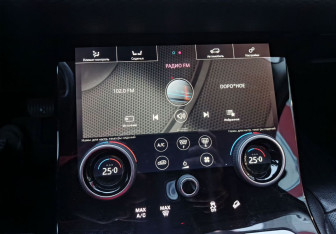 Подержанный автомобиль Land Rover Range Rover Evoque 2019 года (17 фото)