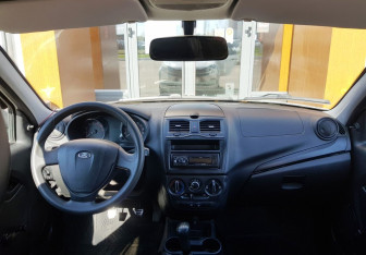 Подержанный автомобиль LADA (ВАЗ) Granta Sedan 2019 года (11 фото)