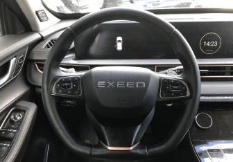 Подержанный автомобиль Exeed LX 2023 года (12 фото)