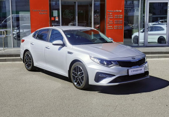 Подержанный автомобиль Kia Optima Sedan 2019 года (3 фото)