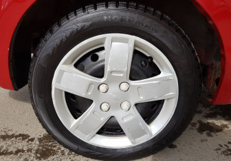 Подержанный автомобиль Chevrolet Aveo Sedan 2011 года (12 фото)