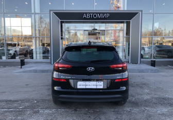 Подержанный автомобиль Hyundai Tucson 2020 года (6 фото)