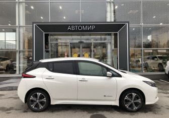 Подержанный автомобиль Nissan Leaf 2018 года (4 фото)