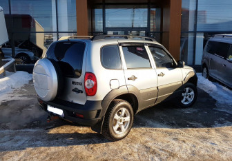 Подержанный автомобиль Chevrolet Niva 2014 года (5 фото)