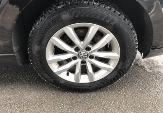 Подержанный автомобиль Volkswagen Passat Sedan 2015 года (15 фото)