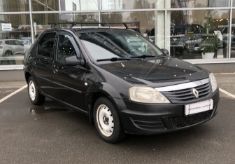 Подержанный автомобиль Renault Logan Sedan 2013 года (3 фото)