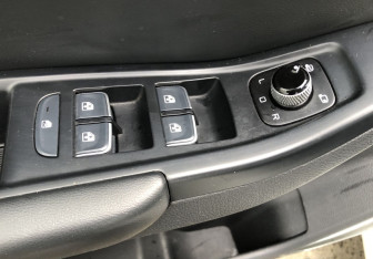 Подержанный автомобиль FAW Bestune B70 2023 года (12 фото)