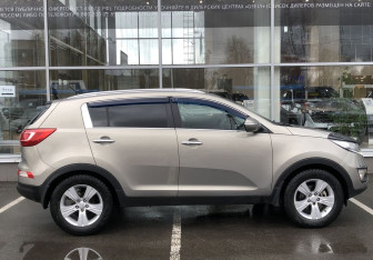 Подержанный автомобиль Kia Sportage 2012 года (4 фото)