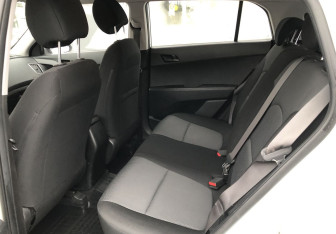 Подержанный автомобиль Hyundai Creta 2017 года (11 фото)