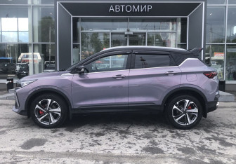Подержанный автомобиль Geely Coolray 2023 года (8 фото)