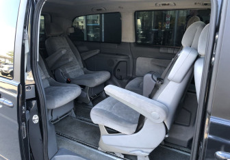 Подержанный автомобиль Mercedes-Benz Viano 2004 года (11 фото)