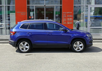Подержанный автомобиль Skoda Karoq 2020 года (4 фото)